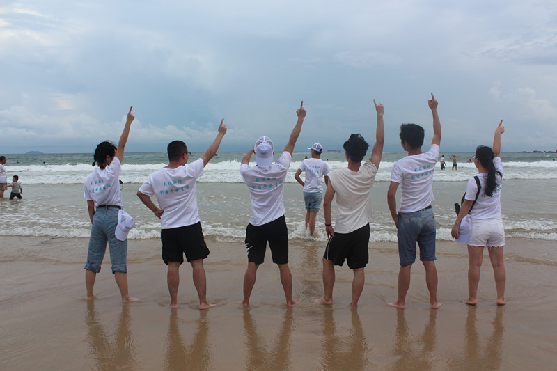 2019年J9直营集团集团南澳西冲欢乐之旅! 2019年J9直营集团集团南澳西冲欢乐之旅!