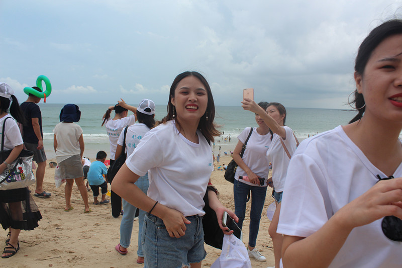 2019年J9直营集团集团南澳西冲欢乐之旅! 2019年J9直营集团集团南澳西冲欢乐之旅!