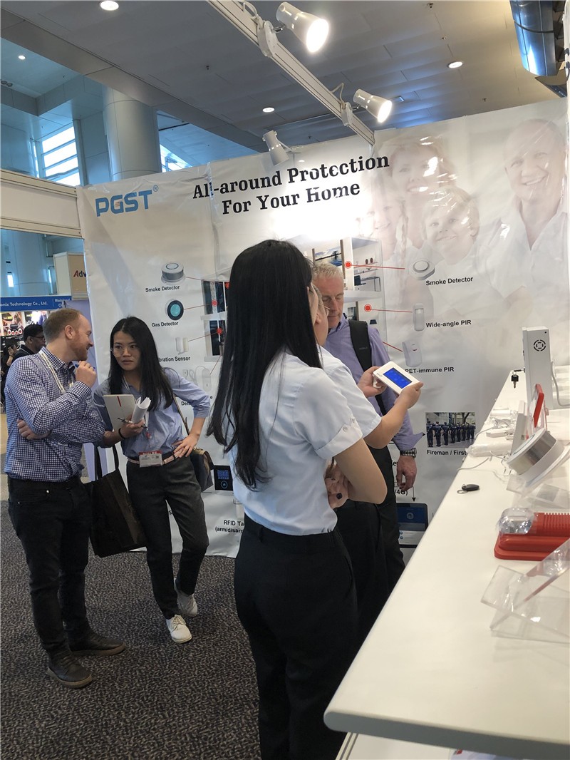 J9直营集团集团香港春季电子产品展揭幕,恭候您的光临! J9直营集团集团香港春季电子产品展揭幕,恭候您的光临!