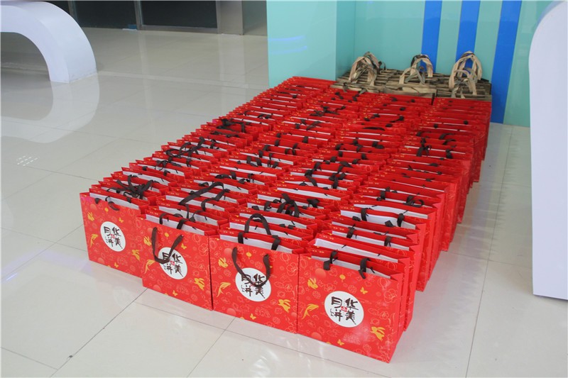 好时节，愿得年年，常见中秋月